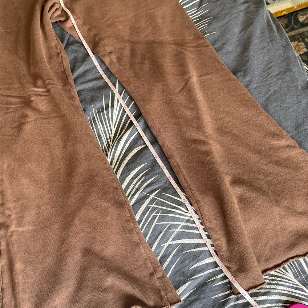 Aerie set in brown - Picture 6 of 10